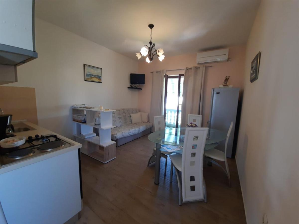 Apartman Barbir Sukošan المظهر الخارجي الصورة