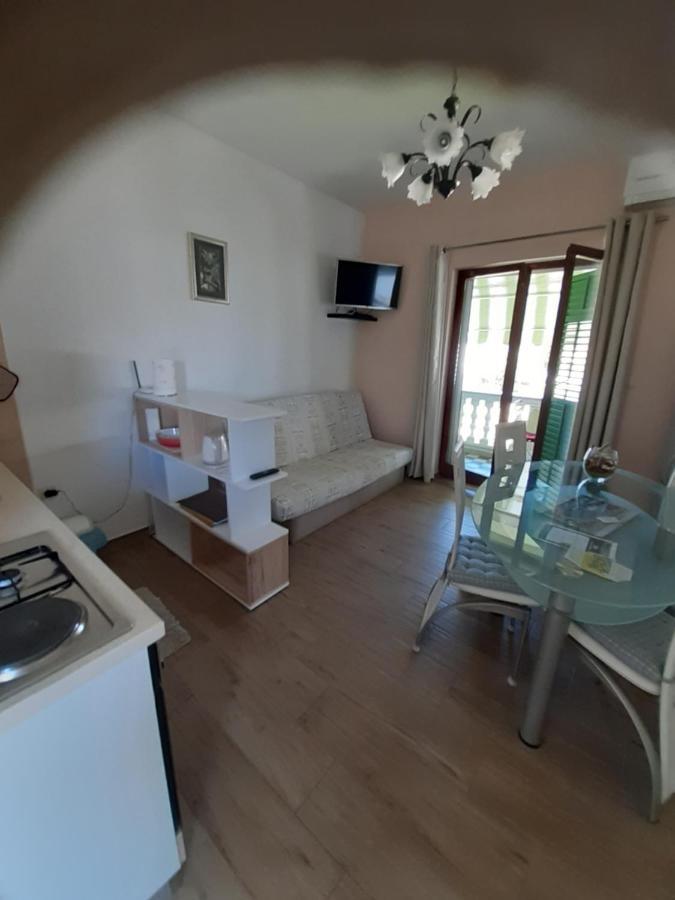 Apartman Barbir Sukošan المظهر الخارجي الصورة